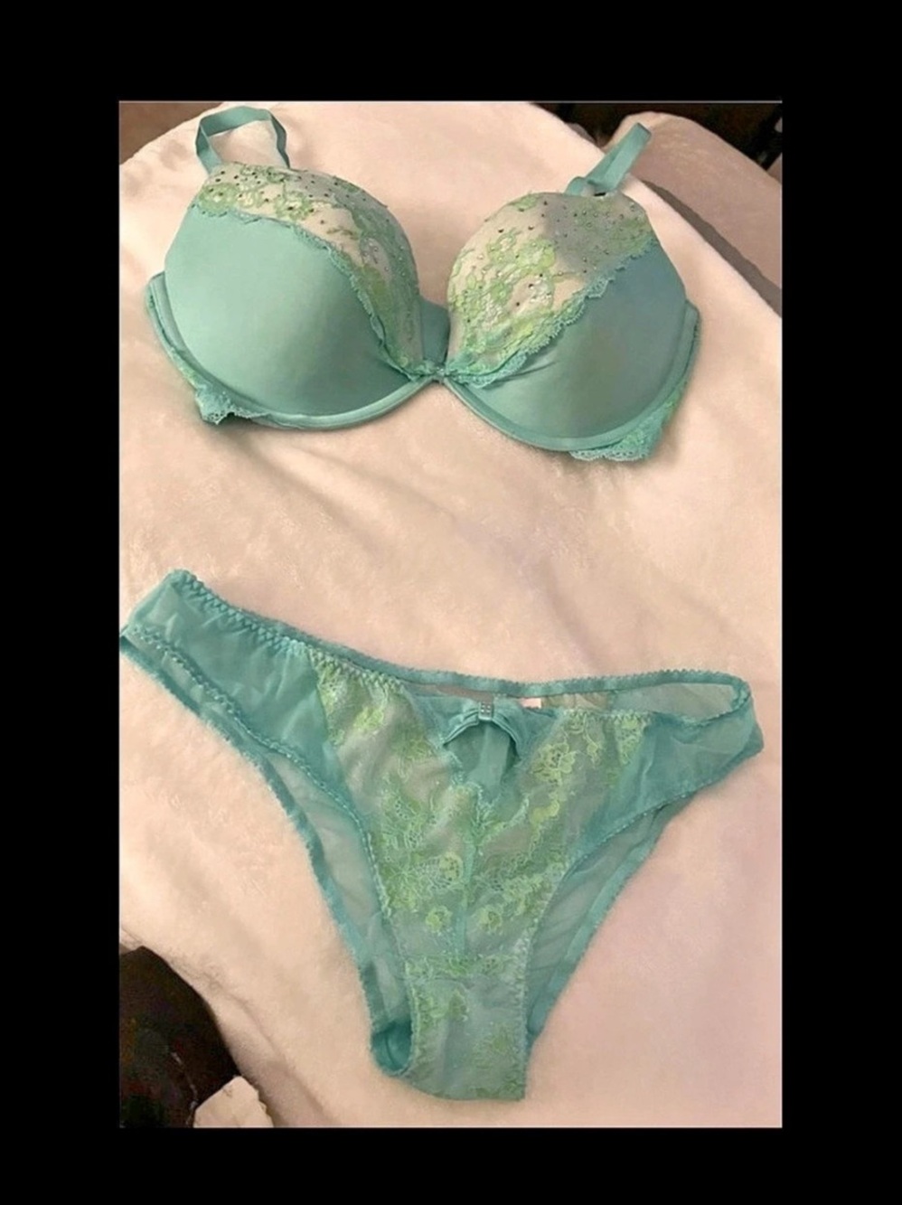 Victoria's Secret Very Sexy Shine Strap Lace Push-Up Bra and Panty Set